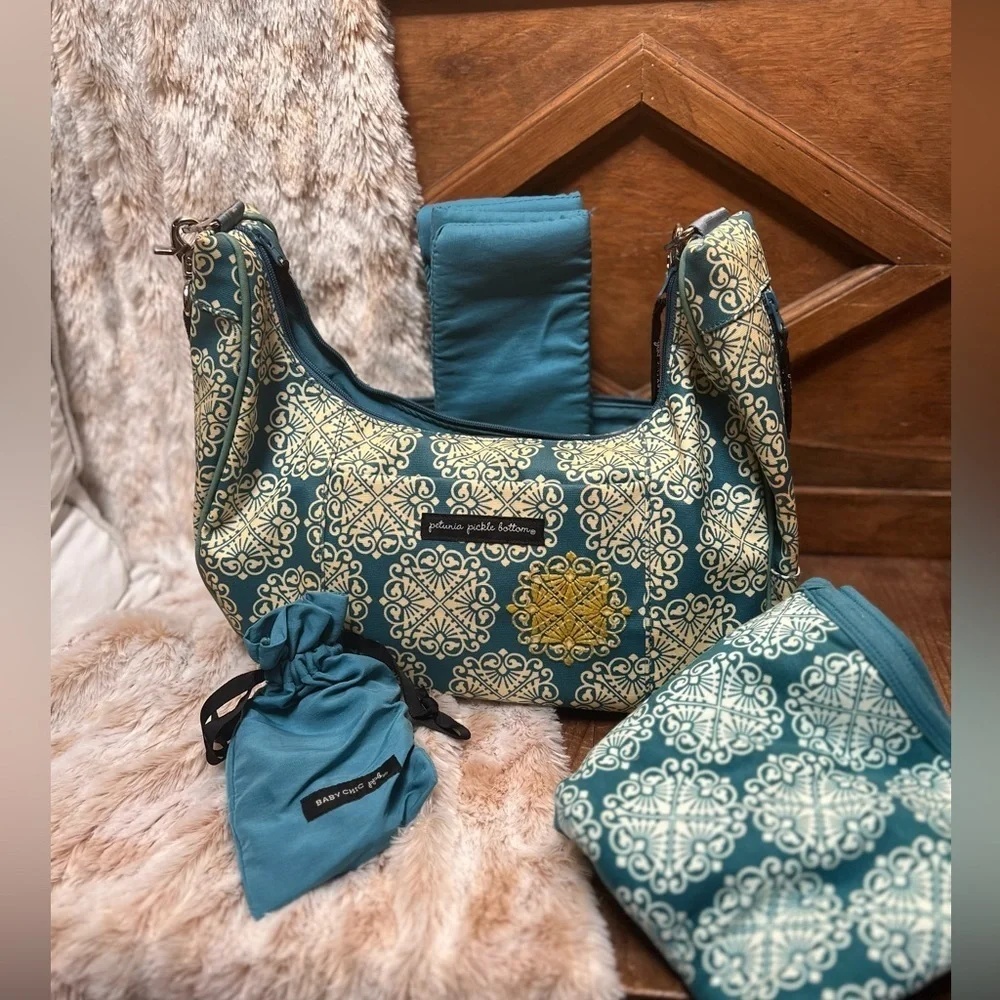 Petunia Pickle Bottom **Bundle** Diaper Bag and Accessories